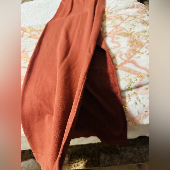 Fabletics - Picture 3 of 4